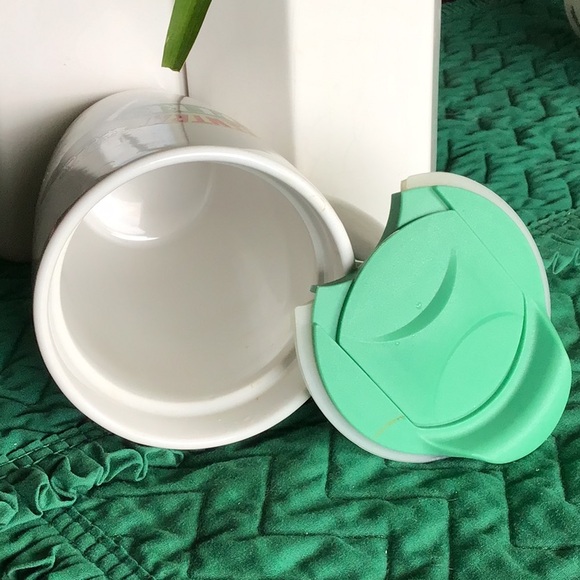 ´FRIENDS’ travel mug - Picture 5 of 7